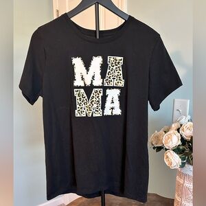 'MAMA' Graphic Tee